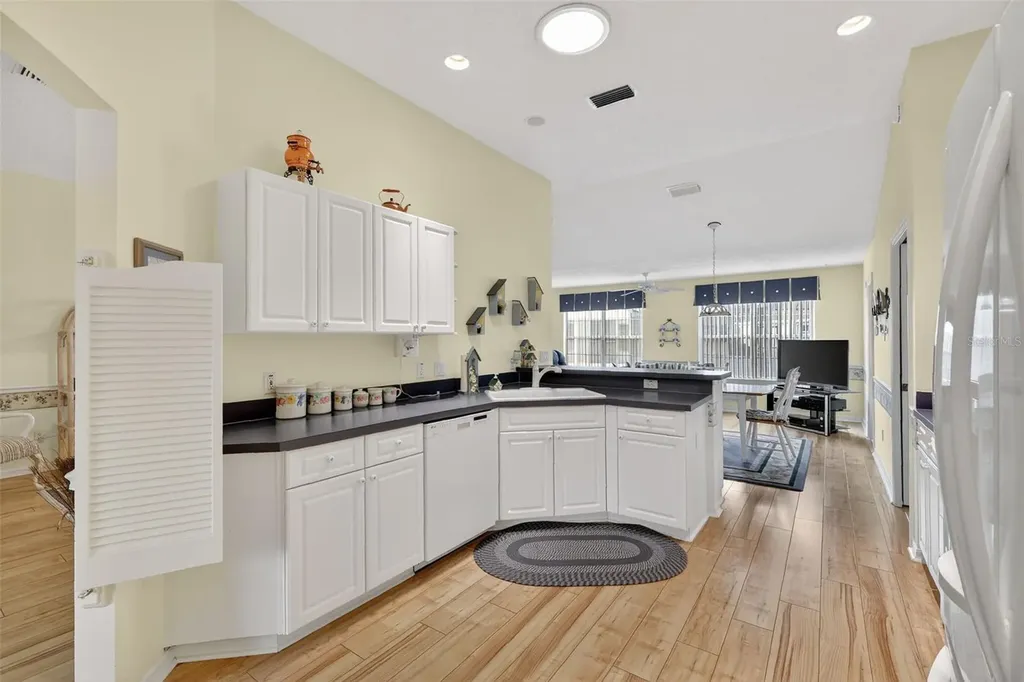 648 San Marino Drive The Villages FL 32159