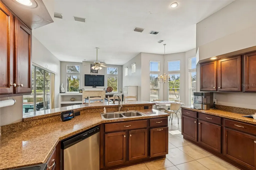 16711 Longleat Drive Lutz FL 33549