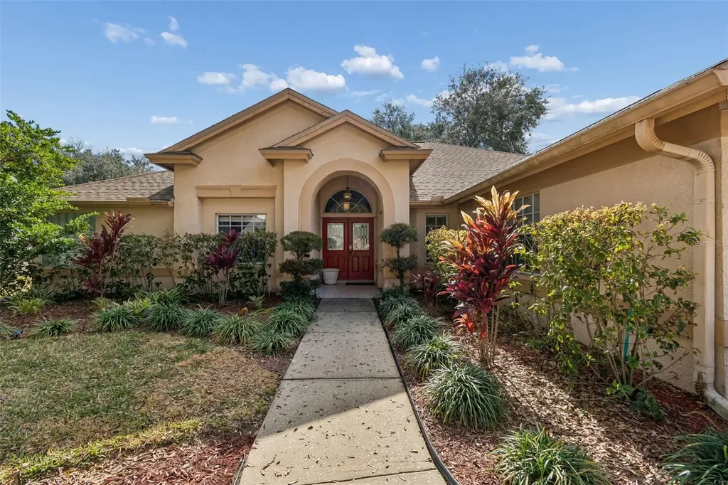 16711 Longleat Drive Lutz FL 33549