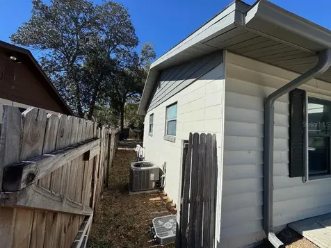 1412 N Garfield Avenue Deland FL 32724