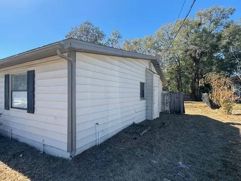 1412 N Garfield Avenue Deland FL 32724