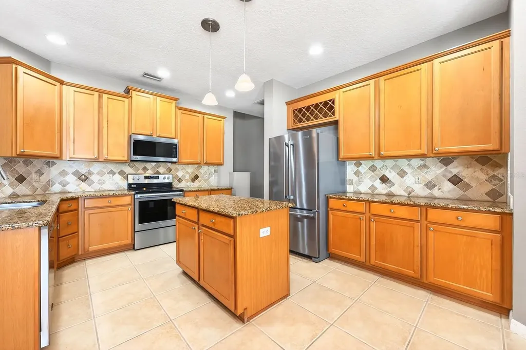 3965 Emerald Estates Circle Apopka FL 32703