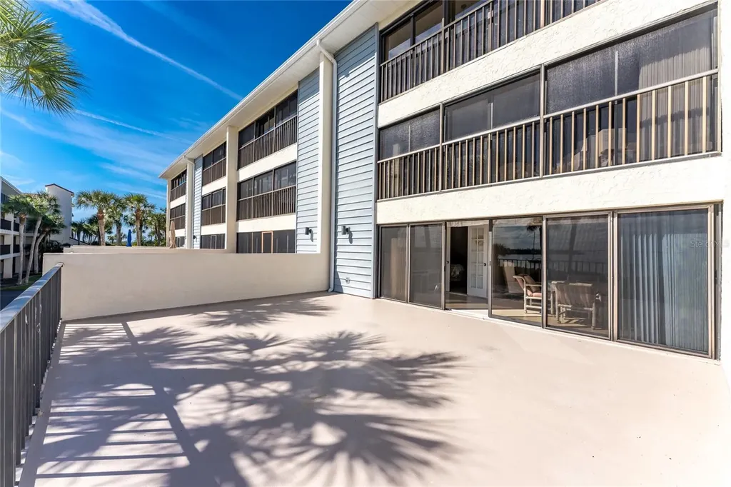 1551 Beach Road Englewood FL 34223