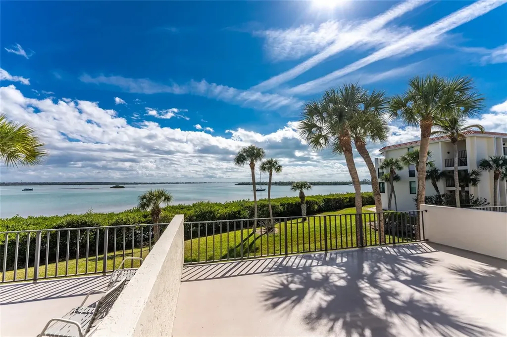 1551 Beach Road Englewood FL 34223