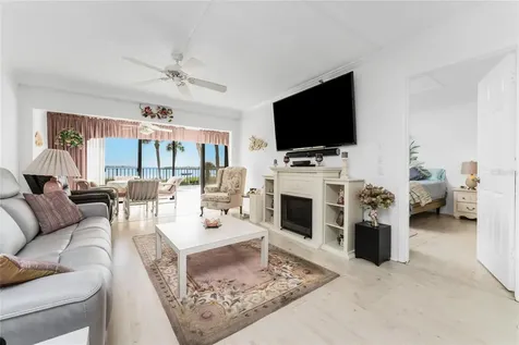 1551 Beach Road Englewood FL 34223