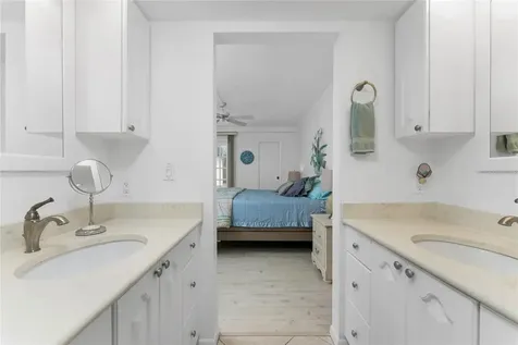 1551 Beach Road Englewood FL 34223
