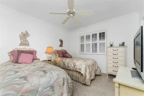 1551 Beach Road Englewood FL 34223