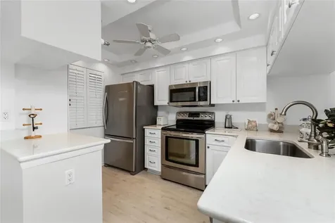 1551 Beach Road Englewood FL 34223