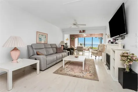 1551 Beach Road Englewood FL 34223