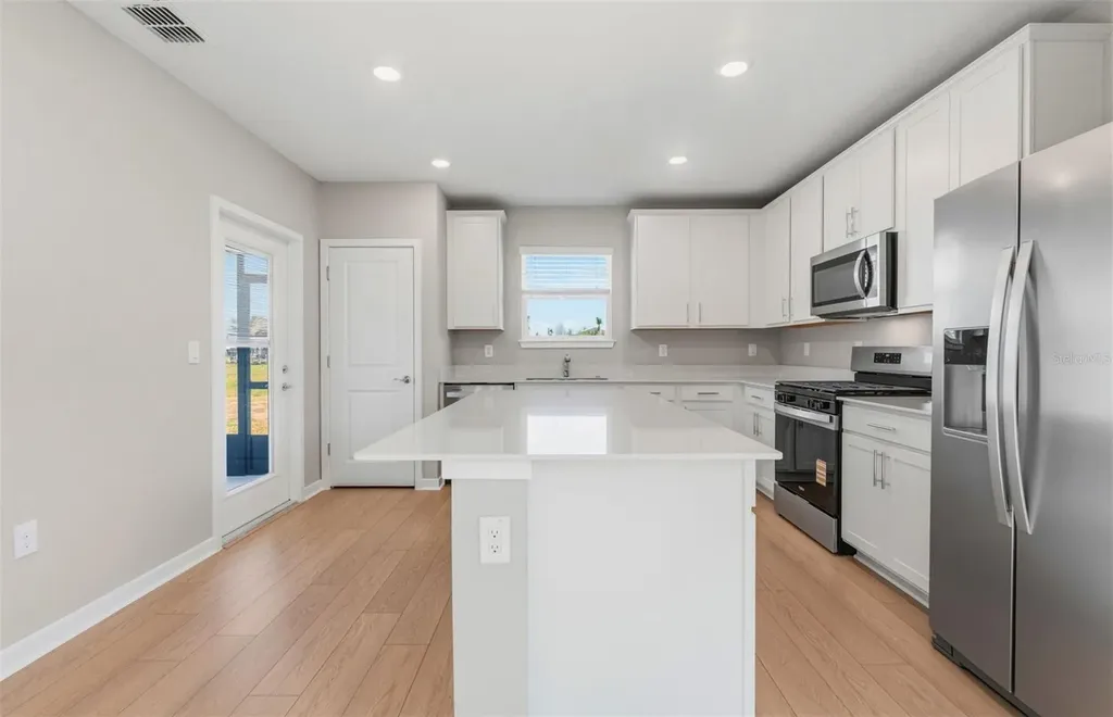 3045 Windswept Way Wildwood FL 34785