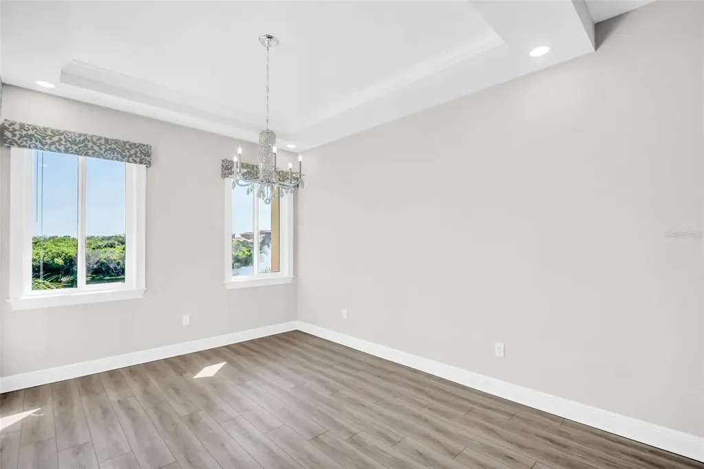 11 Franklin Court S St Petersburg FL 33711