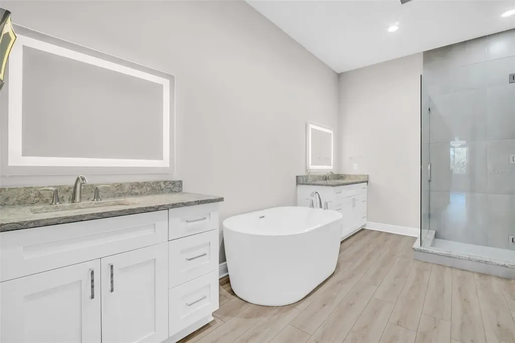 11 Franklin Court S St Petersburg FL 33711