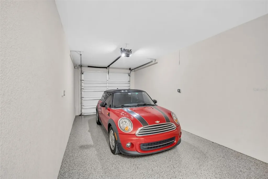 11 Franklin Court S St Petersburg FL 33711