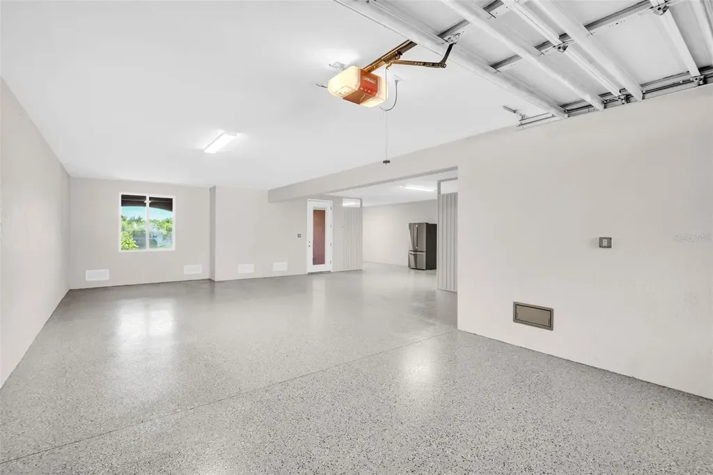 11 Franklin Court S St Petersburg FL 33711