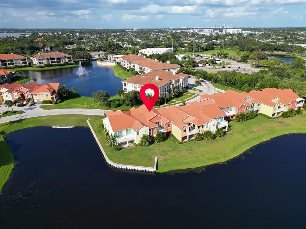 11 Franklin Court S St Petersburg FL 33711