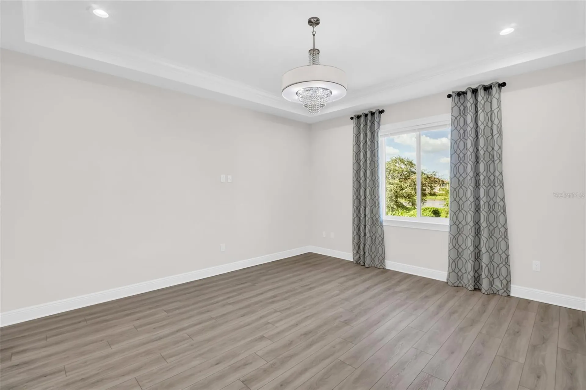 11 Franklin Court S St Petersburg FL 33711