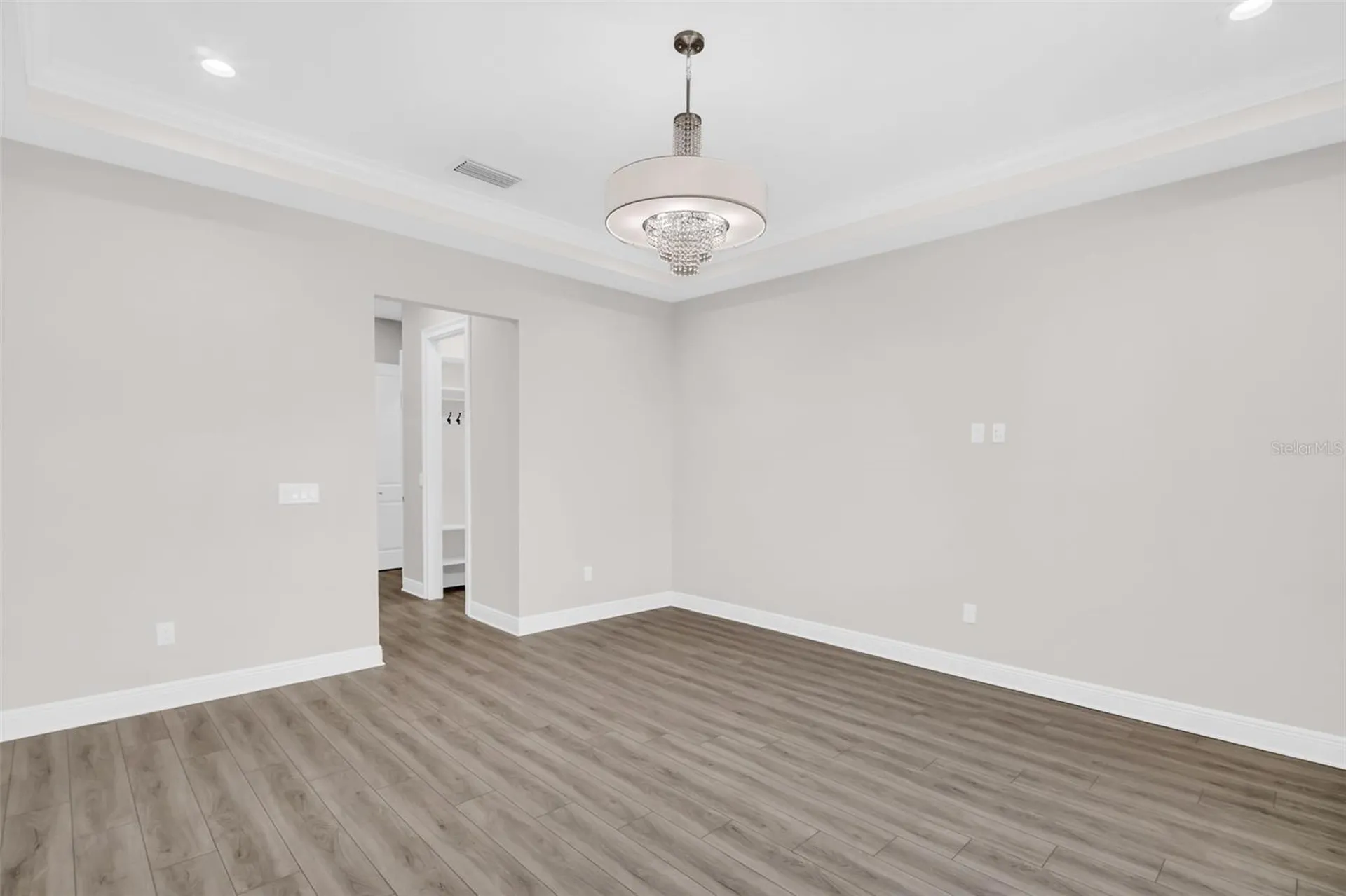 11 Franklin Court S St Petersburg FL 33711