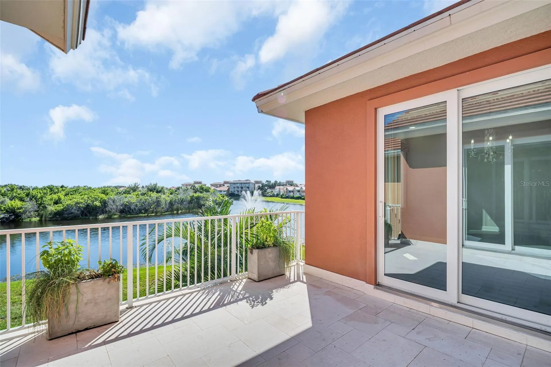 11 Franklin Court S St Petersburg FL 33711
