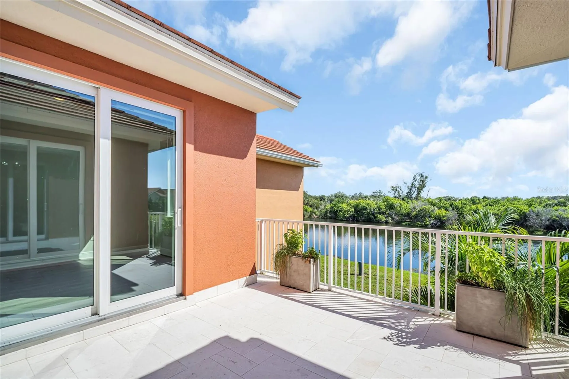 11 Franklin Court S St Petersburg FL 33711