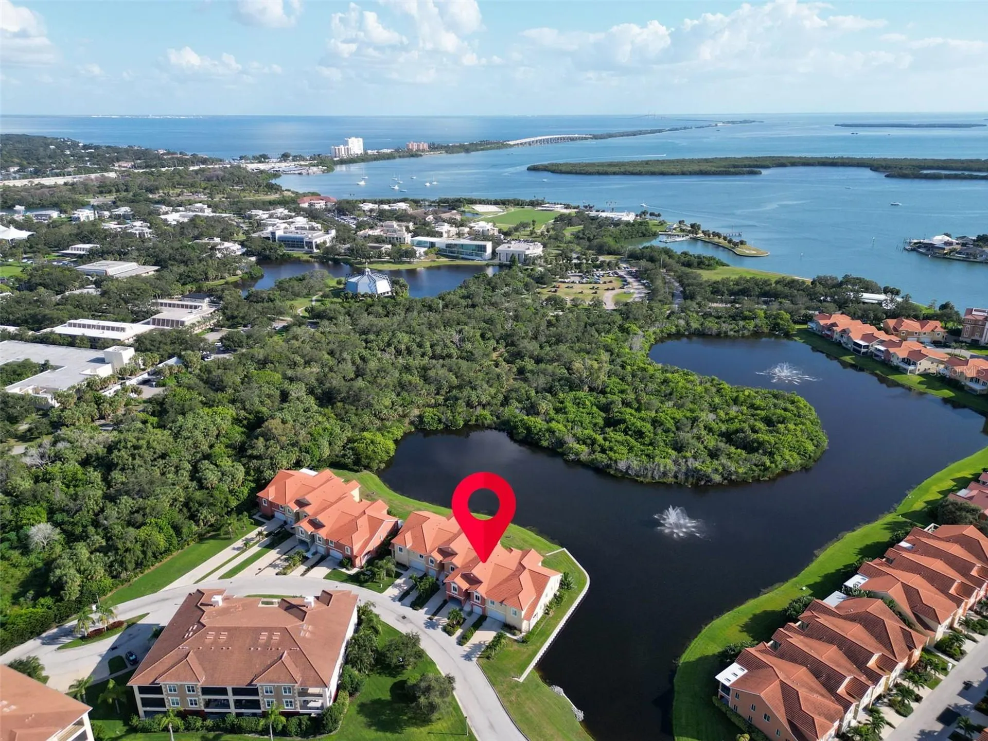 11 Franklin Court S St Petersburg FL 33711