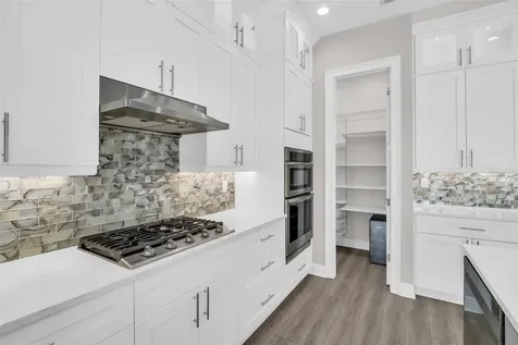 11 Franklin Court S St Petersburg FL 33711