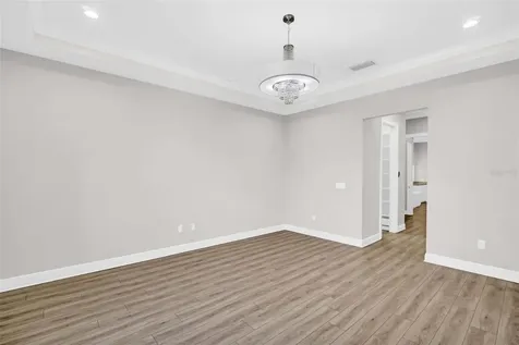 11 Franklin Court S St Petersburg FL 33711