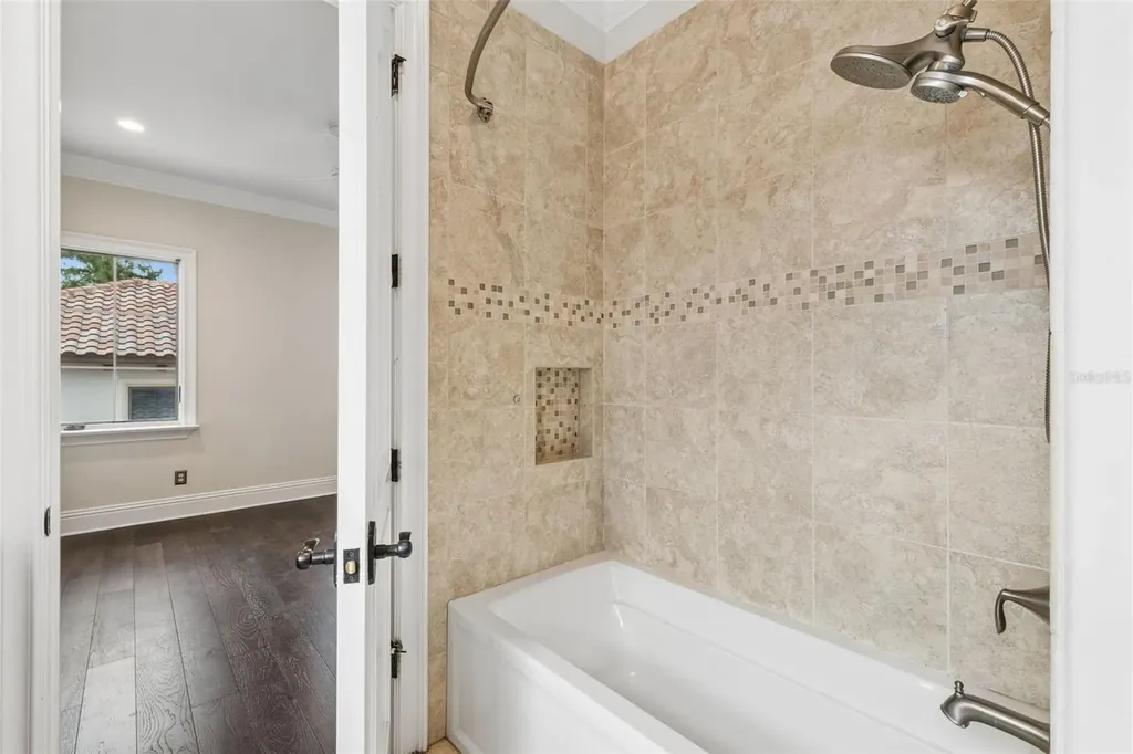 16332 Pendio Drive Bella Collina FL 34756