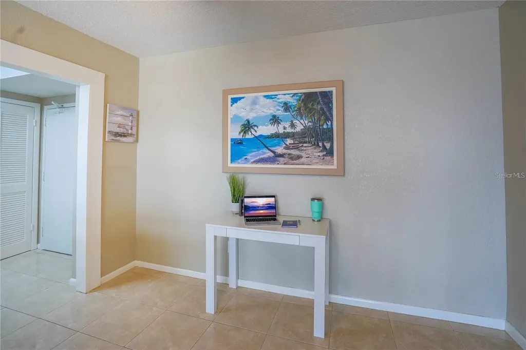 7100 Sunshine Skyway Lane S St Petersburg FL 33711