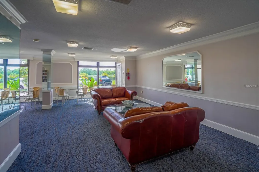 7100 Sunshine Skyway Lane S St Petersburg FL 33711
