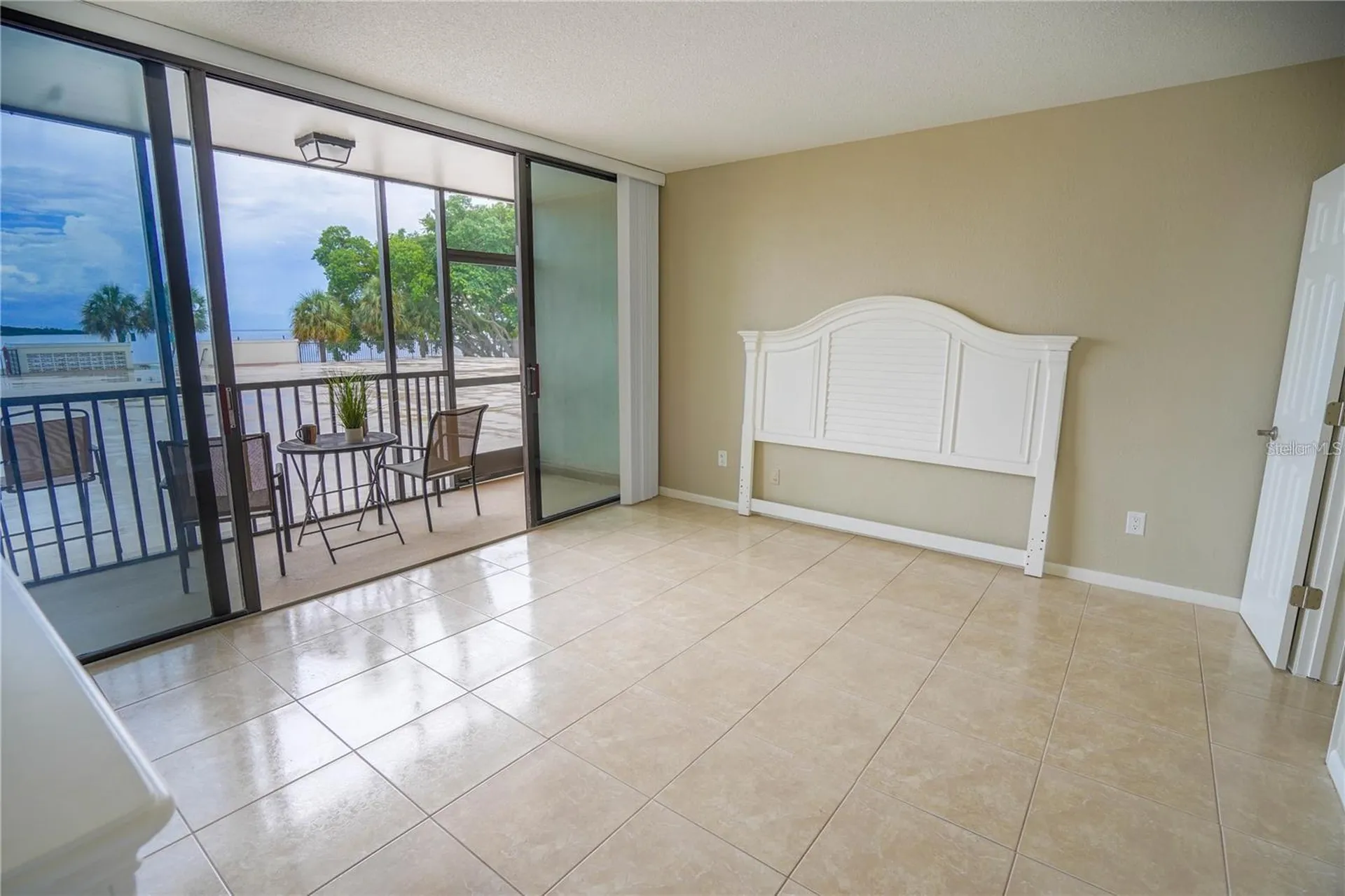7100 Sunshine Skyway Lane S St Petersburg FL 33711