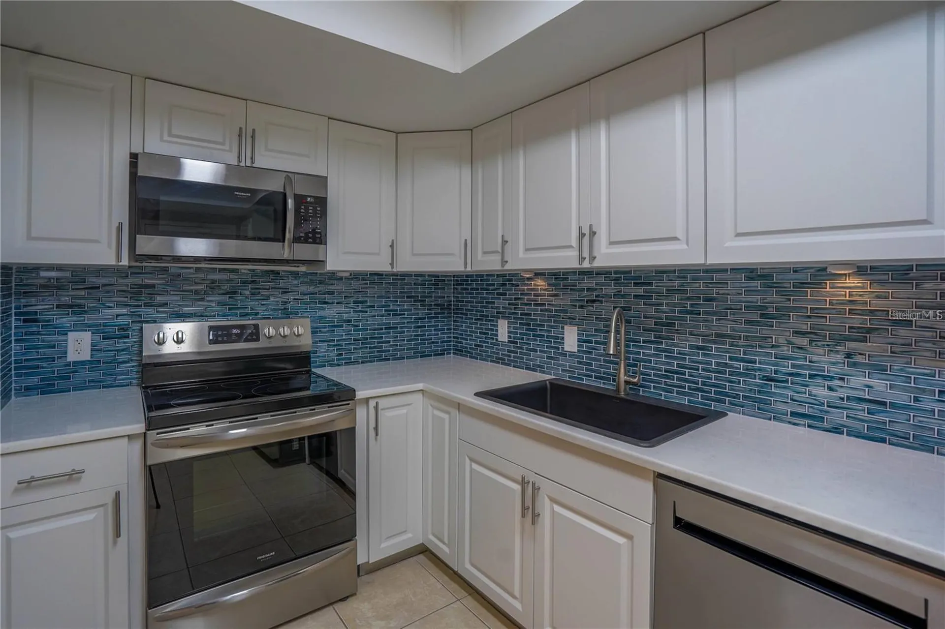 7100 Sunshine Skyway Lane S St Petersburg FL 33711