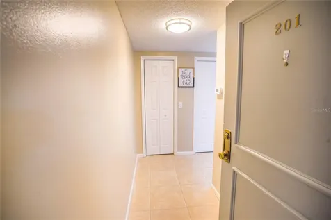 7100 Sunshine Skyway Lane S St Petersburg FL 33711