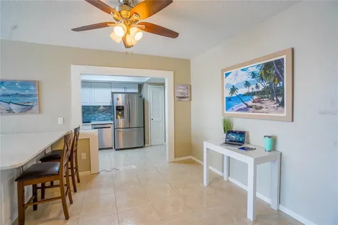 7100 Sunshine Skyway Lane S St Petersburg FL 33711