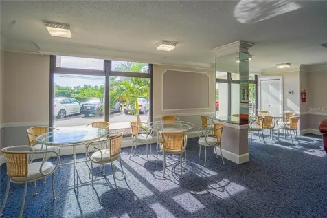 7100 Sunshine Skyway Lane S St Petersburg FL 33711