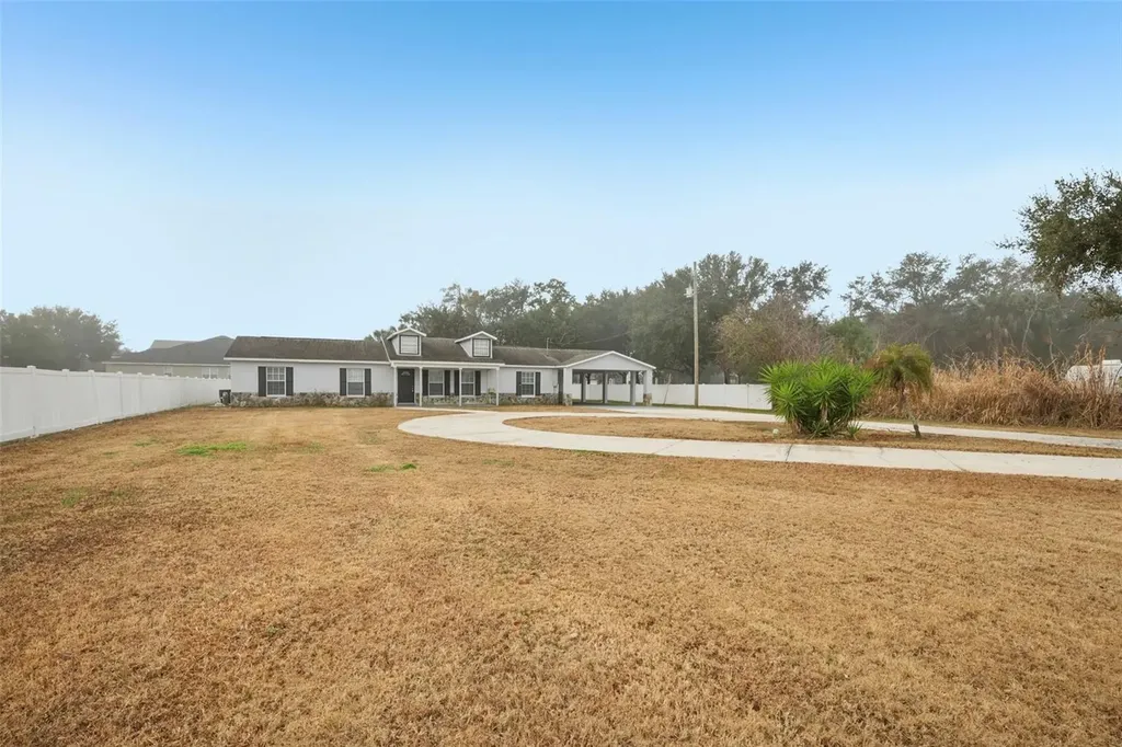 7029 Symmes Road Gibsonton FL 33534