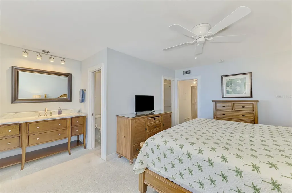 333 The Esplanade N Venice FL 34285