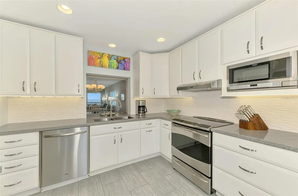 333 The Esplanade N Venice FL 34285