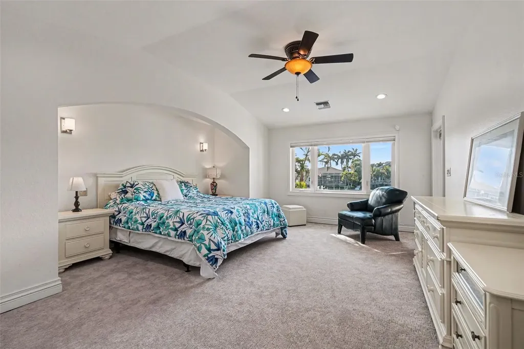 840 3rd Avenue S Tierra Verde FL 33715