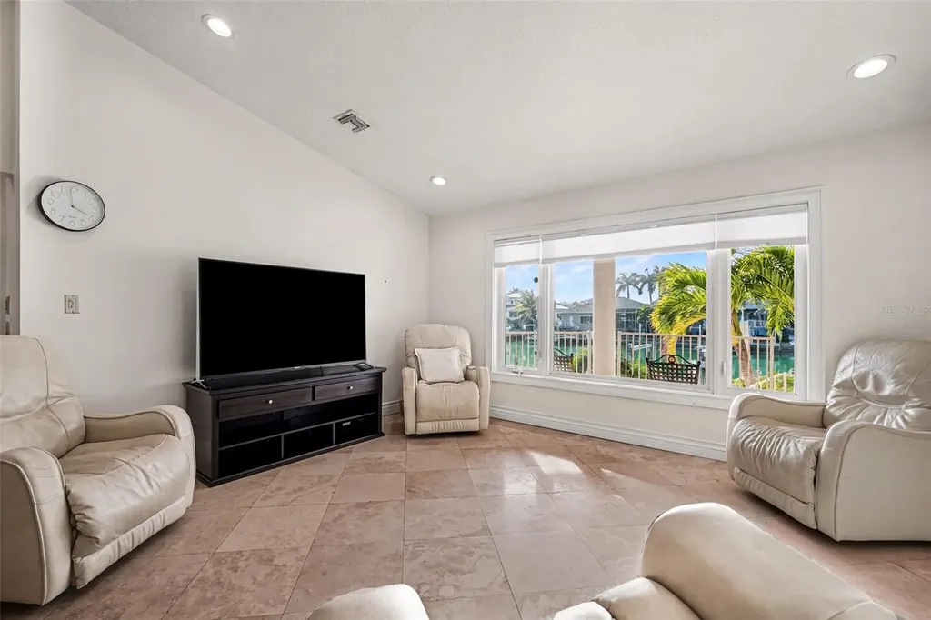 840 3rd Avenue S Tierra Verde FL 33715