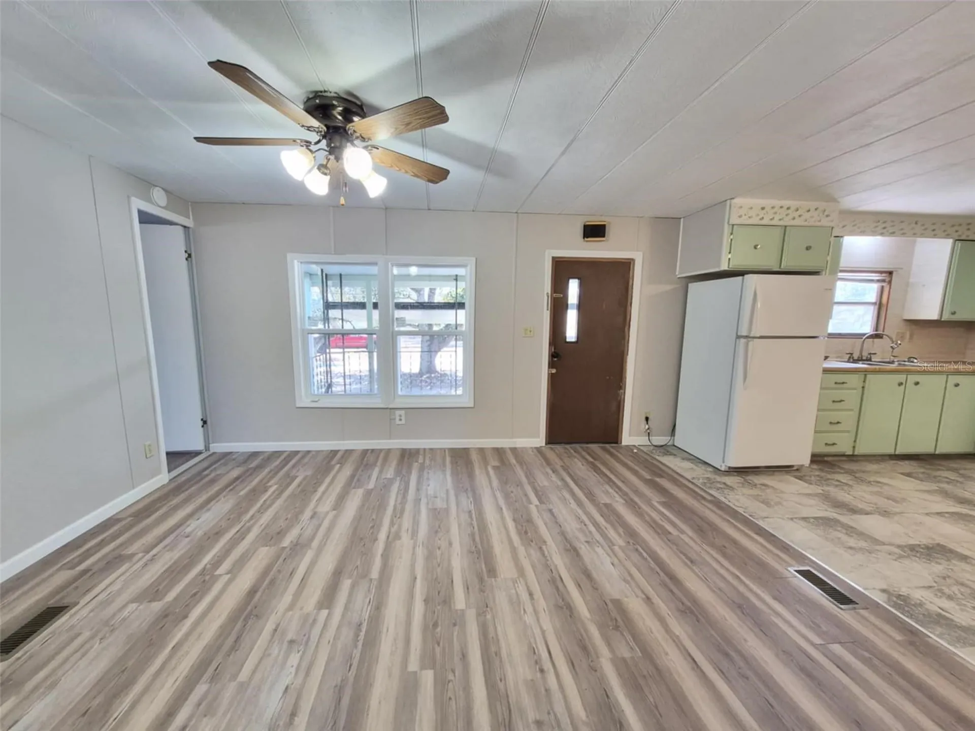 18565 SE 24th Lane Ocklawaha FL 32179
