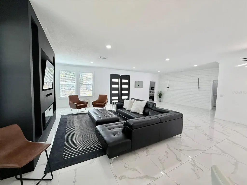 7403 Edgemere Road Tampa FL 33625