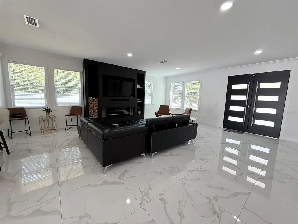7403 Edgemere Road Tampa FL 33625
