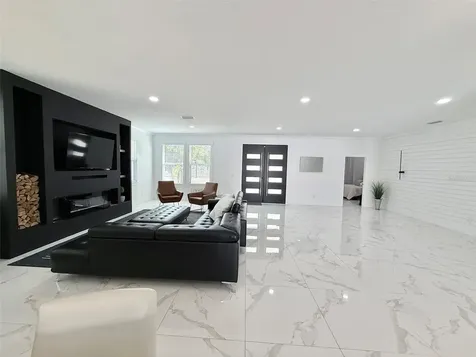 7403 Edgemere Road Tampa FL 33625