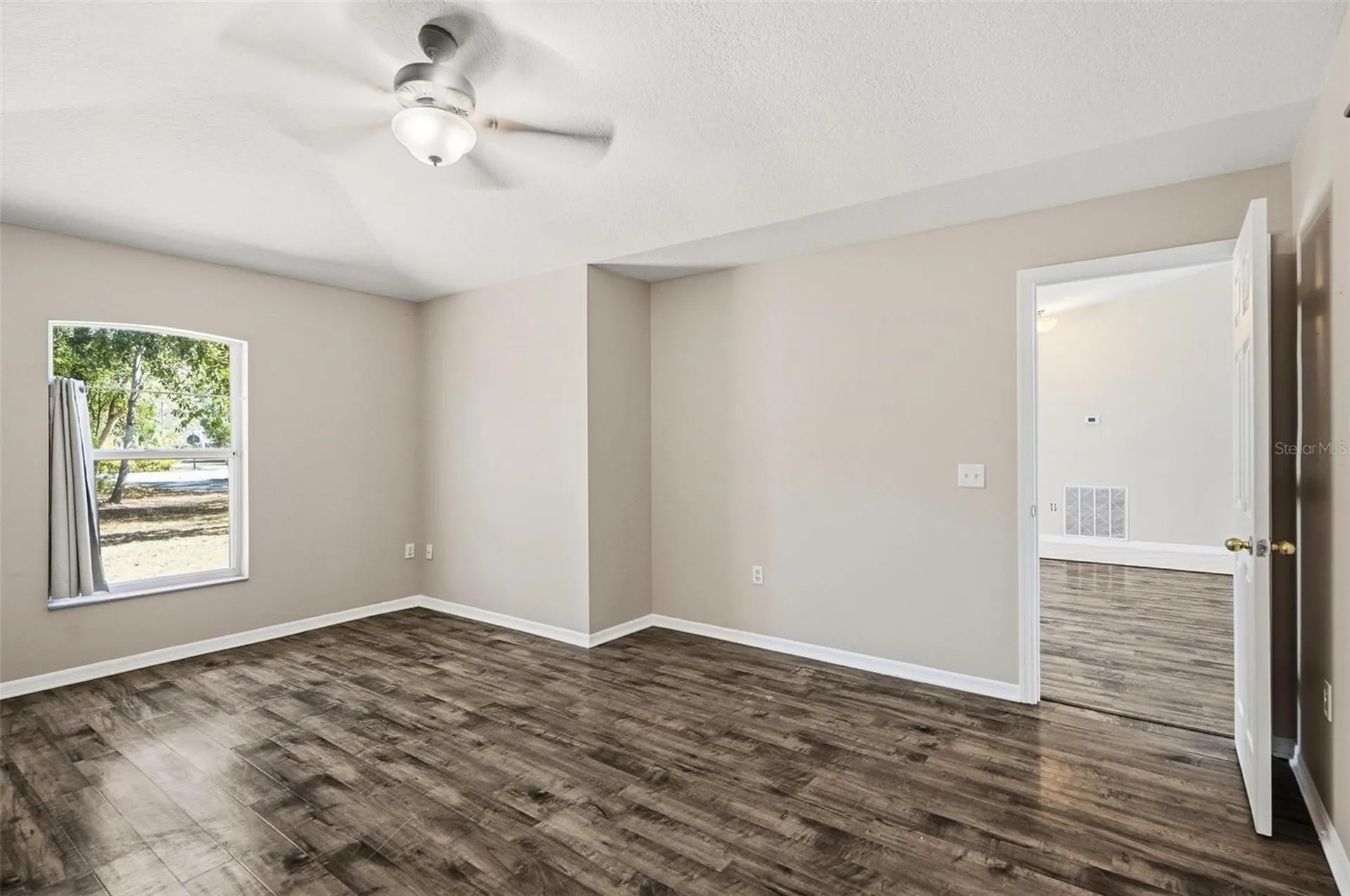610 N Summit Avenue Lake Helen FL 32744