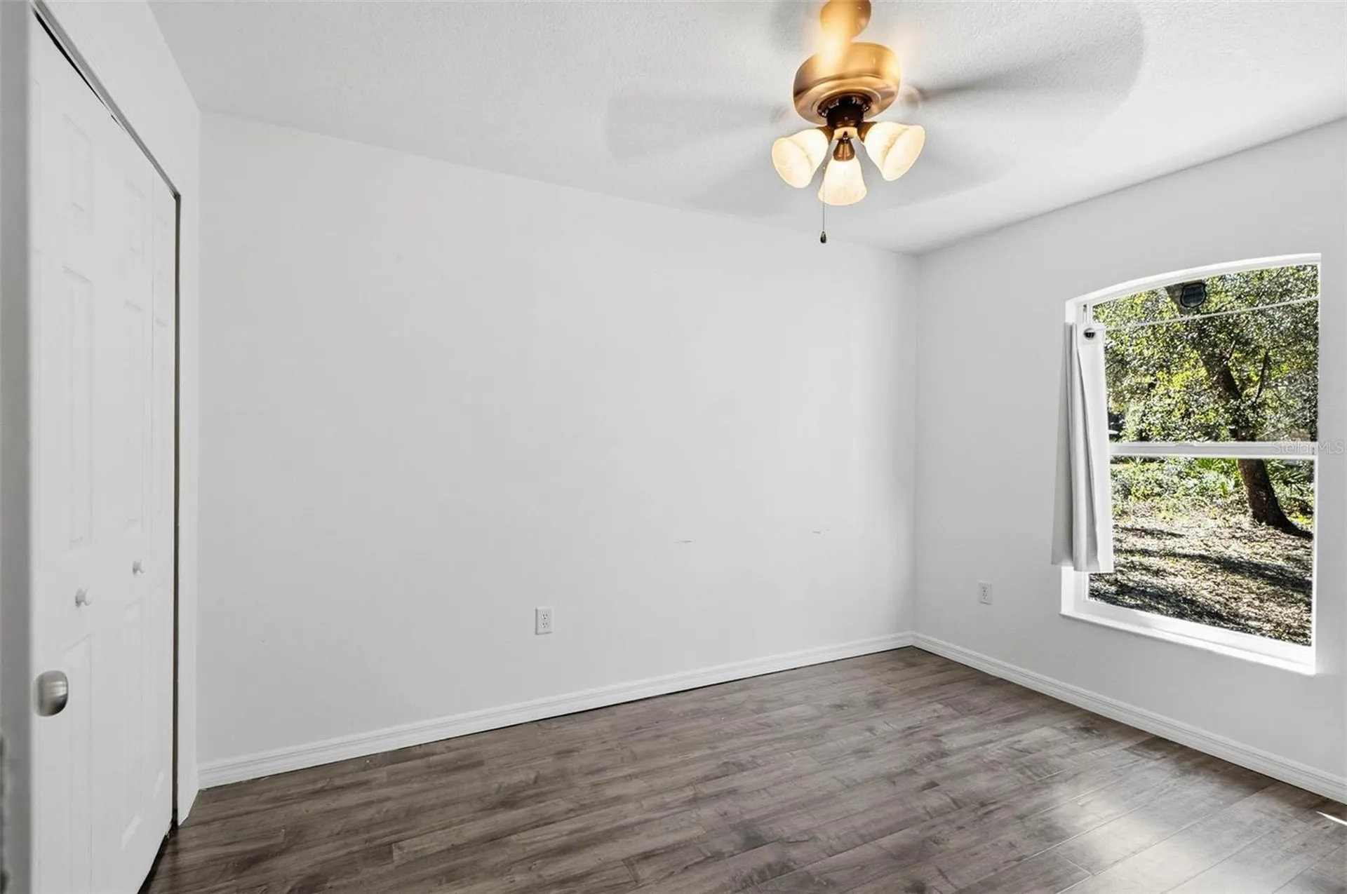 610 N Summit Avenue Lake Helen FL 32744