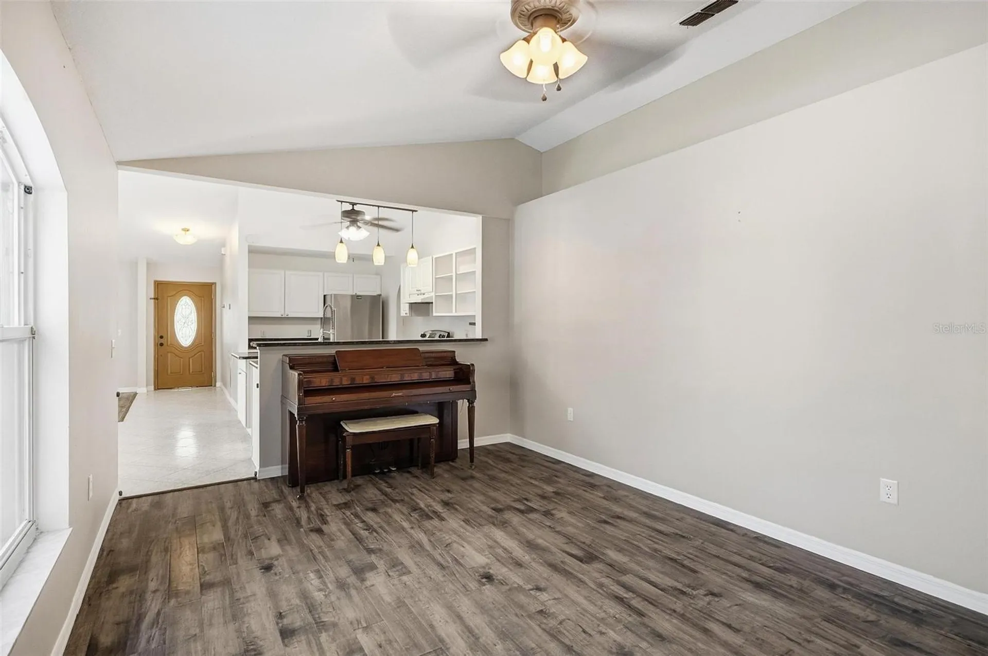 610 N Summit Avenue Lake Helen FL 32744
