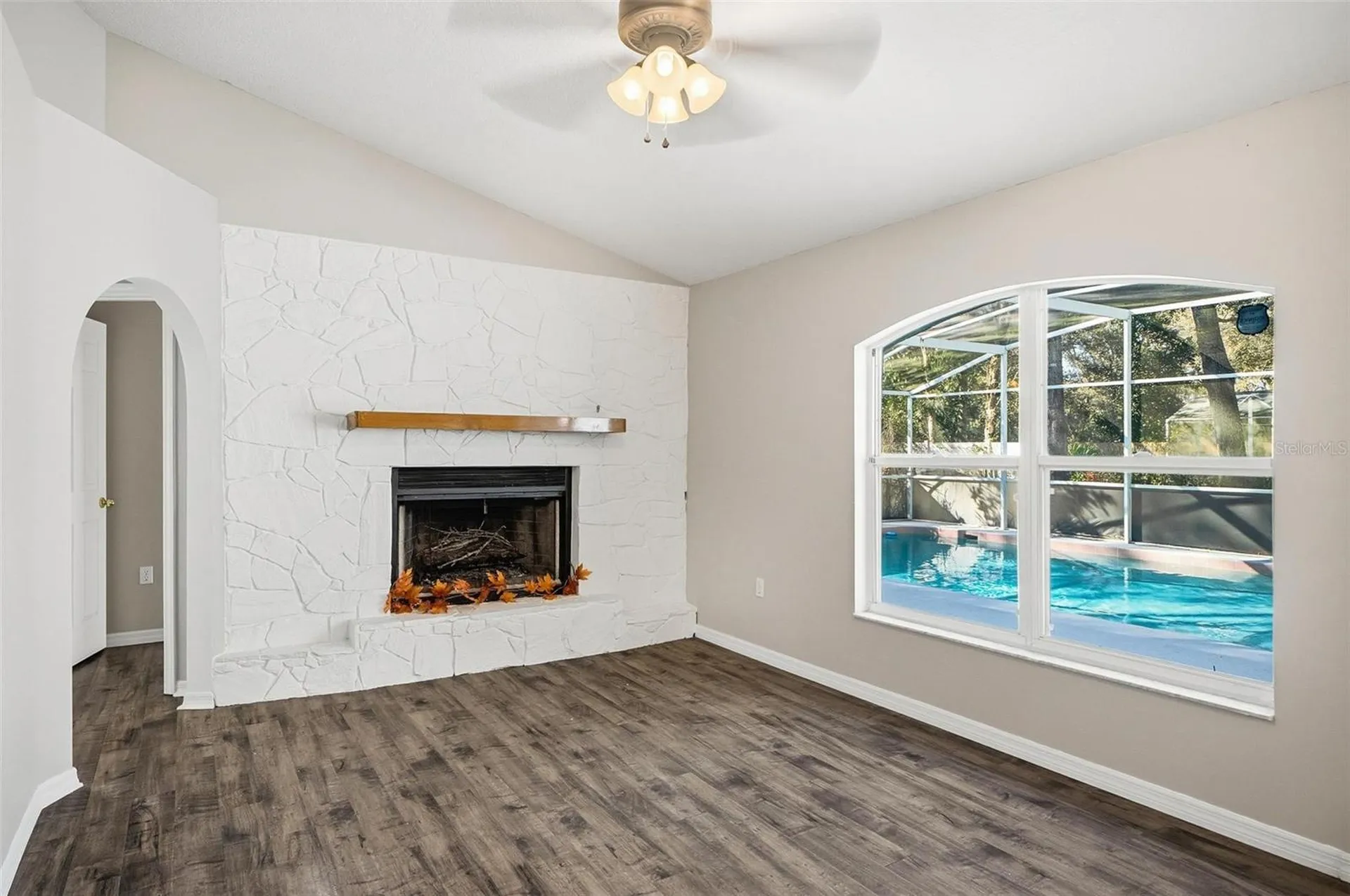 610 N Summit Avenue Lake Helen FL 32744