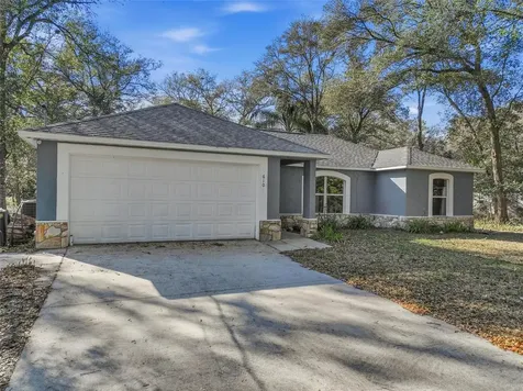 610 N Summit Avenue Lake Helen FL 32744