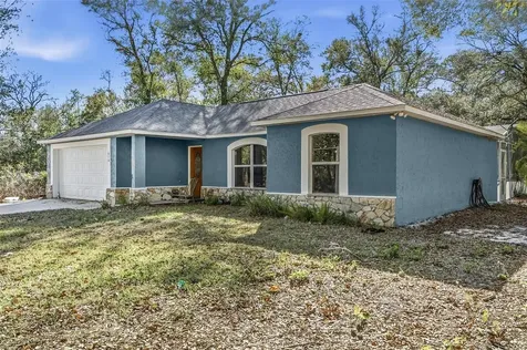 610 N Summit Avenue Lake Helen FL 32744