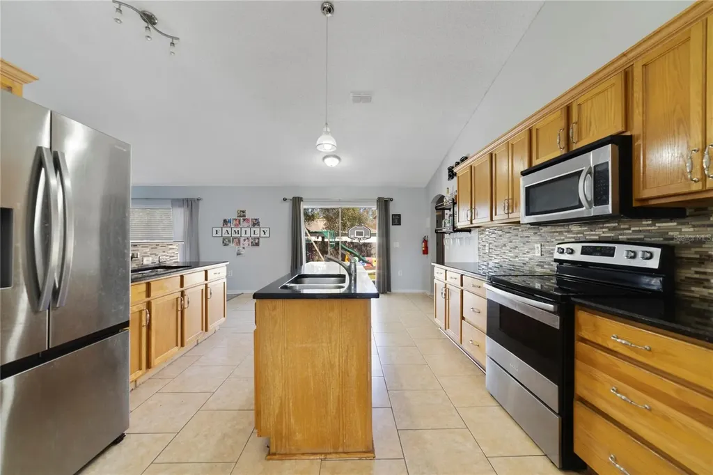 819 Abbeville Court Kissimmee FL 34759